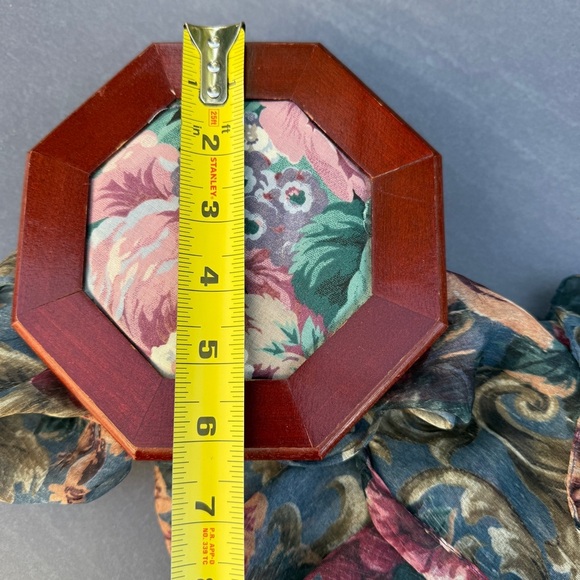 Floral Patterned Scarf with Vintage Wooden Jewellery Box - Picture 4 of 17